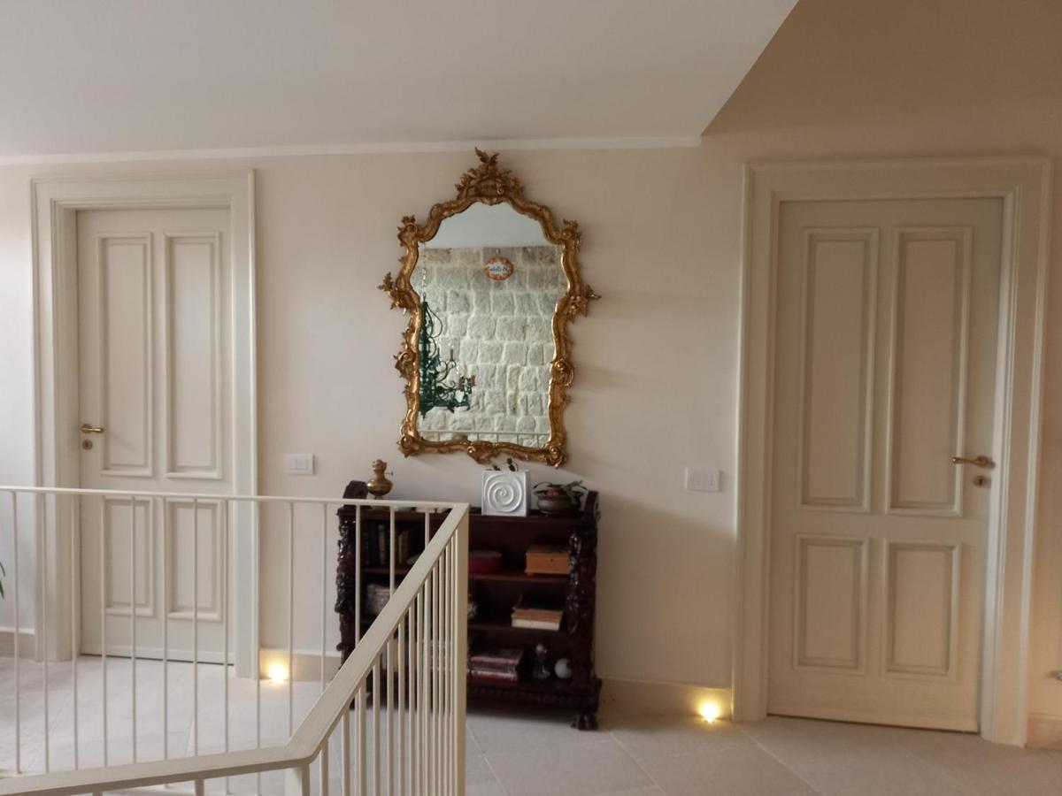 Le Petit Palais - Naples Bed & Breakfast Luaran gambar