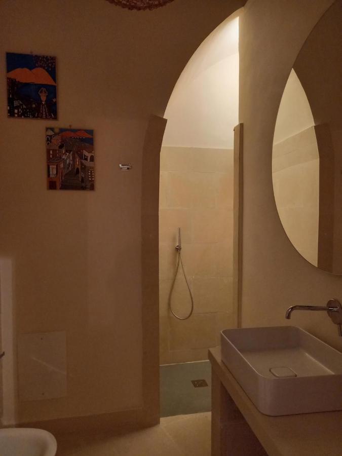 Le Petit Palais - Naples Bed & Breakfast Luaran gambar