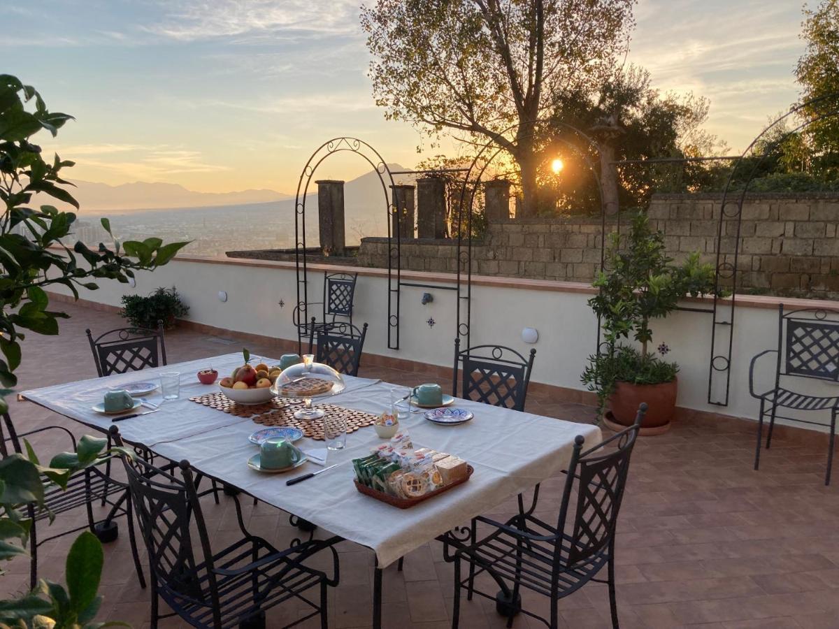 Le Petit Palais - Naples Bed & Breakfast Luaran gambar